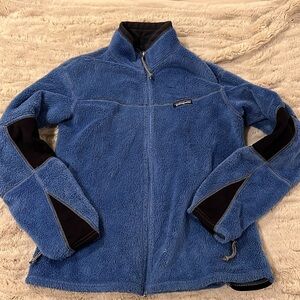 Patagonia women’s regulator fleece size medium